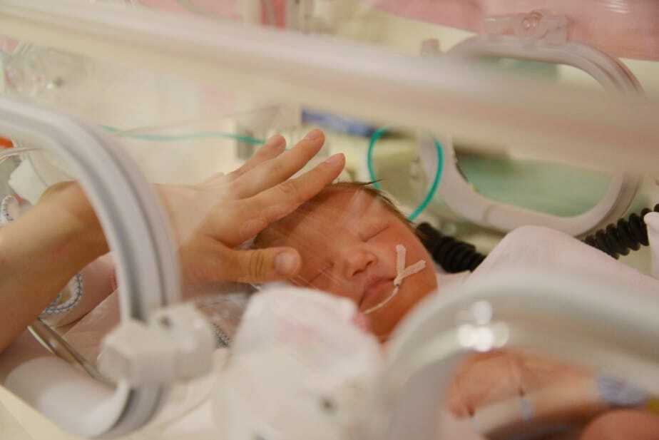 newborn treated in NICU for breathing problems