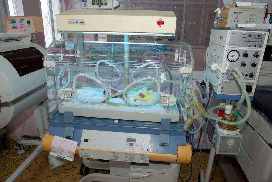 Ventilator-in-NICU-to-treat-BPD